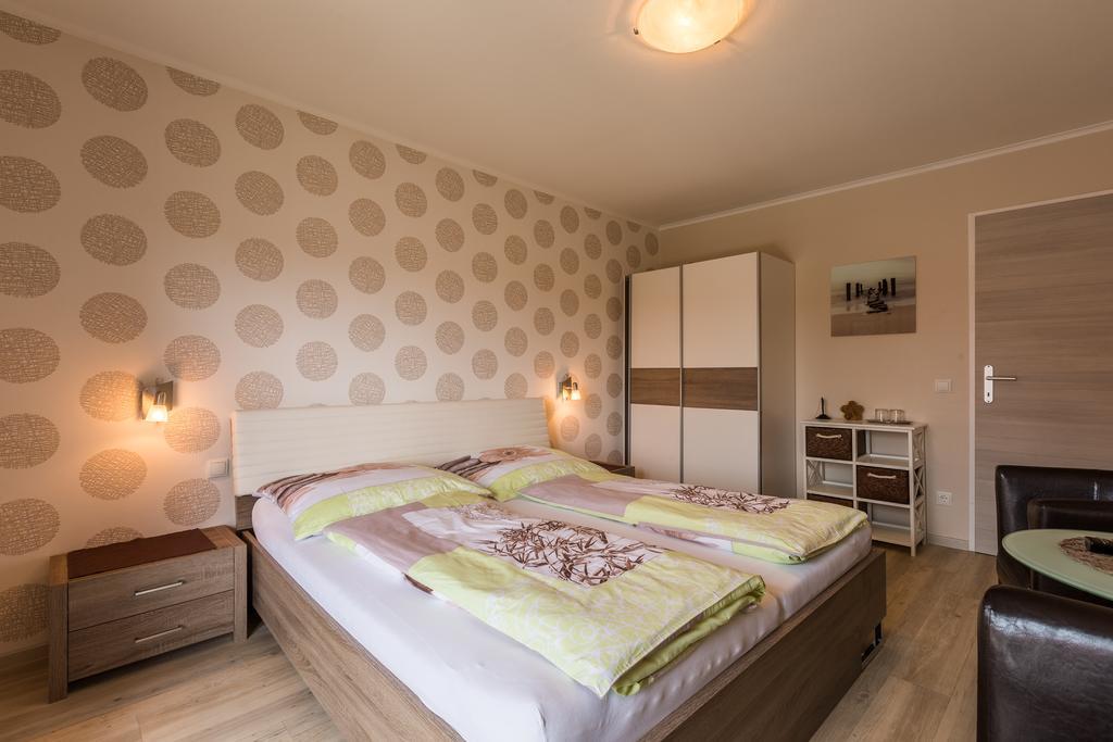 Gaestehaus - Doris - Wenzl Fertőmeggyes Kültér fotó